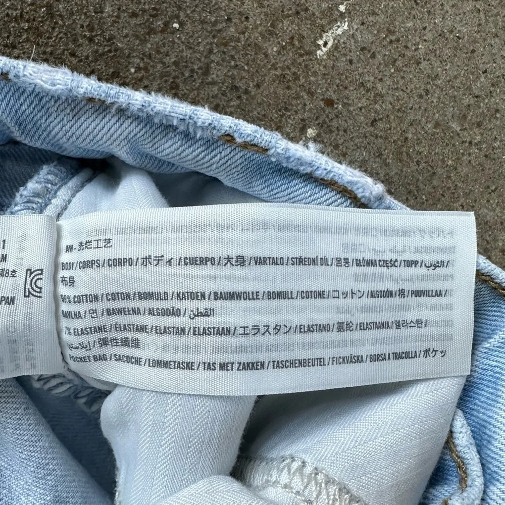 Abercrombie & Fitch The ‘90s Straight Mid Rise Light Marble Size 27|4R Jeans - Picture 10 of 10